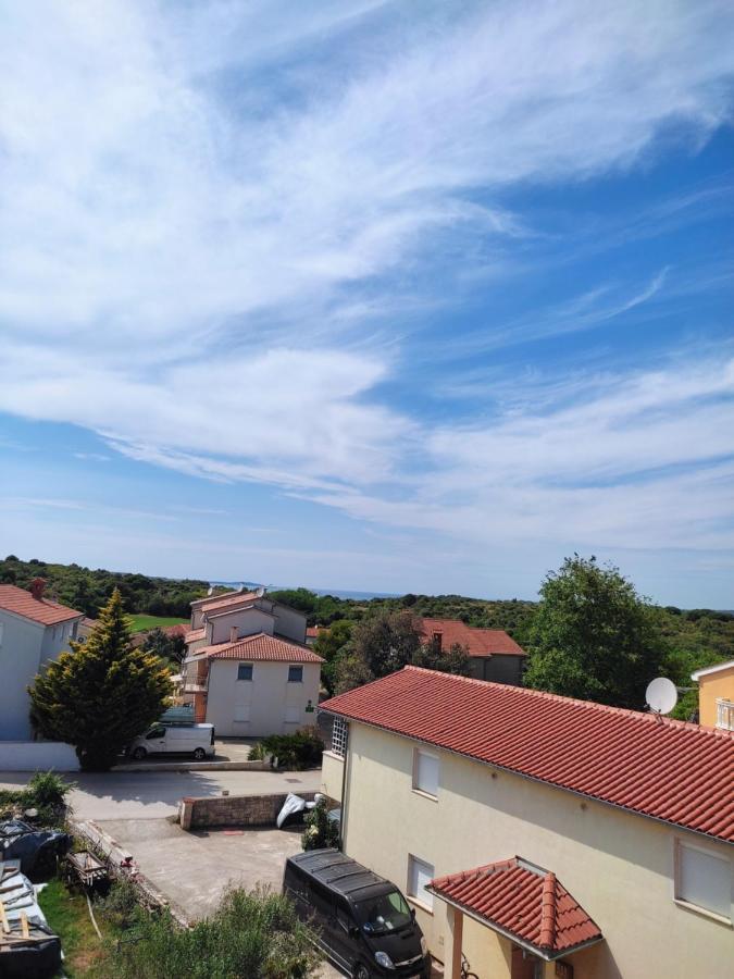 PUY Three Lions Apartment Number 2 מראה חיצוני תמונה